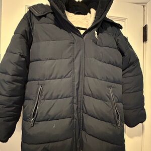 Amercrombie Kids- Blue Puffer Jacket for Ultimate Warmth and Comfort